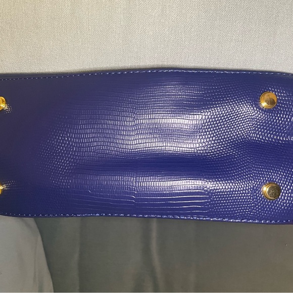 Joy Mangano Luxe Leather Lizard-Embossed Tote - Picture 8 of 8